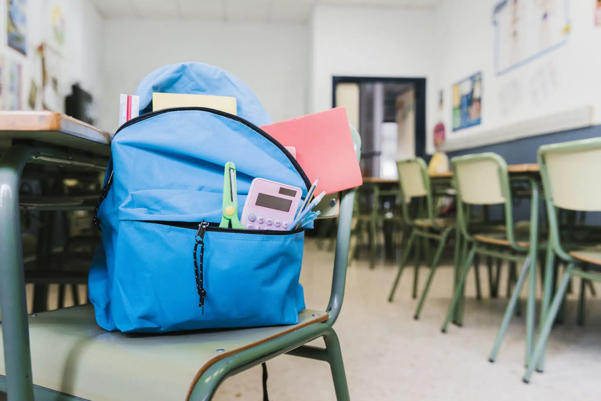 « Rentrée pour tous » : l’association d’Arash Derambarsh offre pour plus de 80 000€ de fournitures scolaires