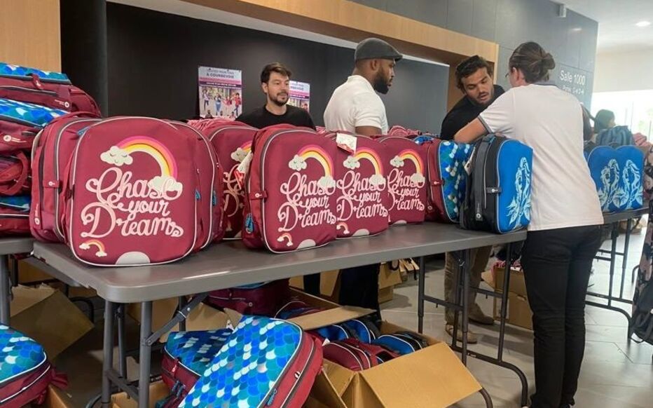 Courbevoie : 1500 cartables distribués gratuitement aux familles