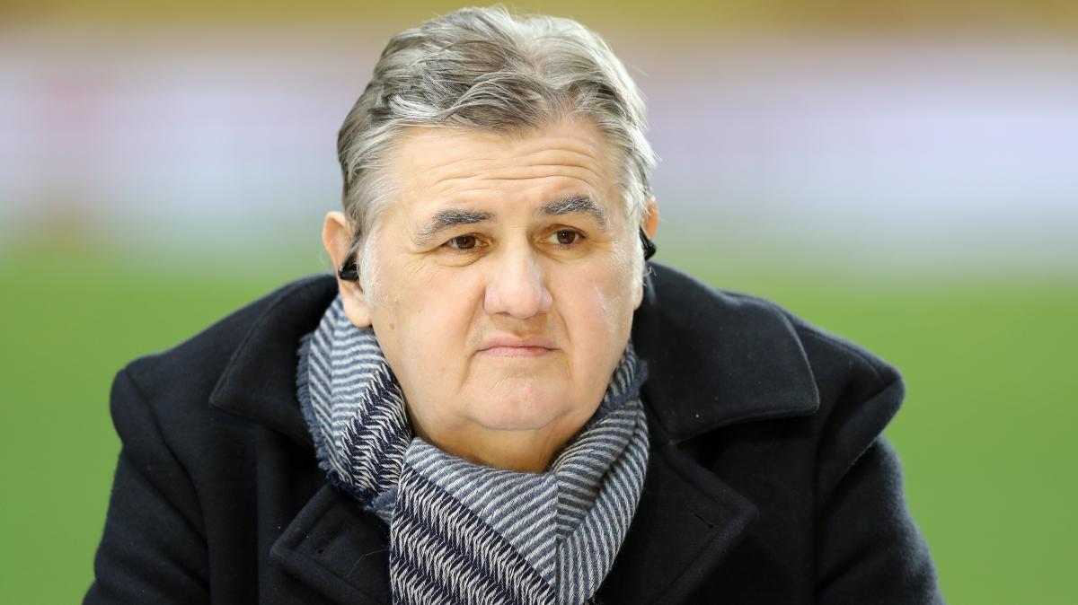 Le chroniqueur sportif Pierre Ménès visé par une enquête pour "harcèlement moral" après une plainte d'un ancien collaborateur